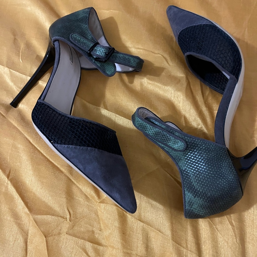 Giorgio Armani Phyton Suede Mesh Elegant Green and Black Women's Shoes
